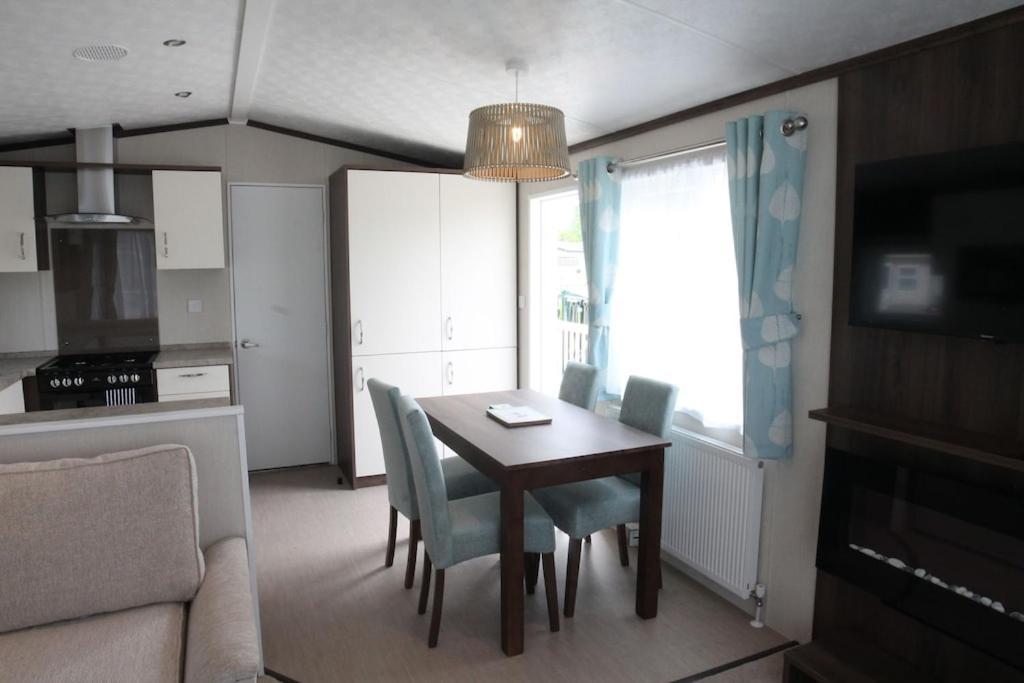 Countryside Holiday Park By The River Nr Canterbury Exterior foto